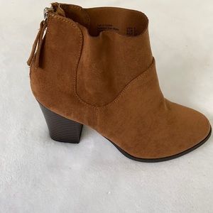 Brand new brash booties size 6!!